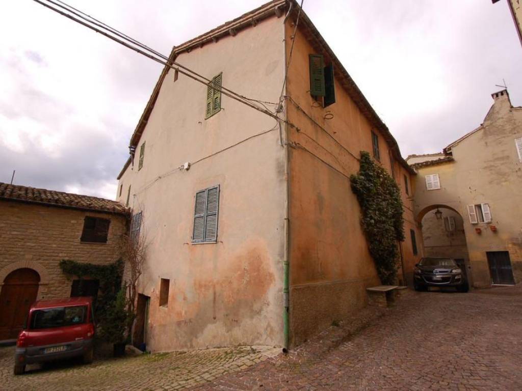 Casa indipendente a Monte san martino in VIA PRINCIPESSA MARIA - Foto 2