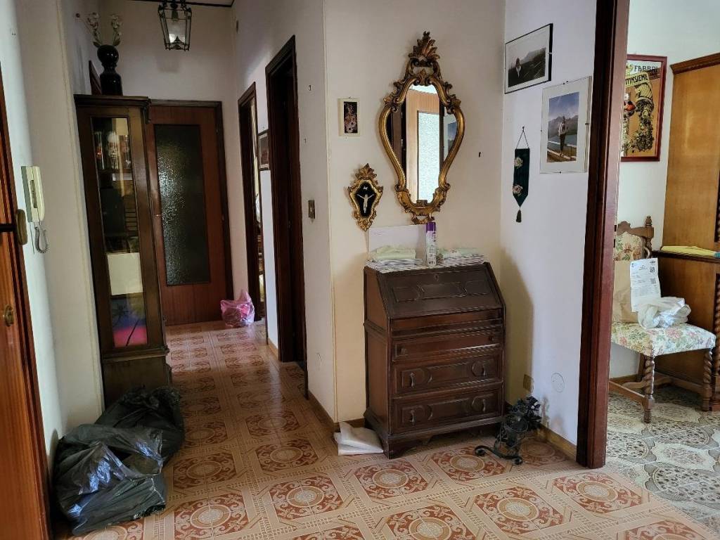 Appartamento a Bra in Via Giovanni Pascoli - Foto 2