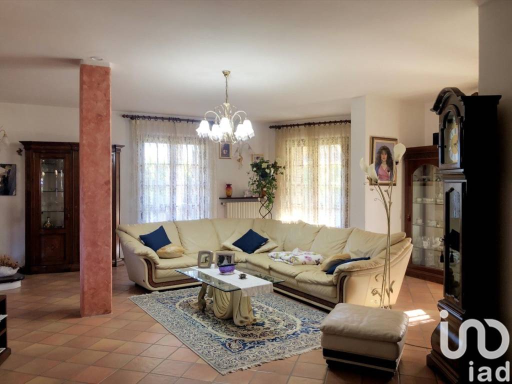 Villa a Monte cerignone in Via Olmeta - Foto 3