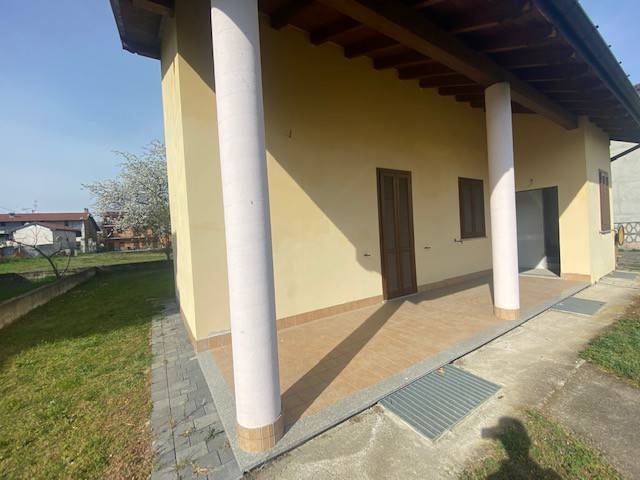 Villa a Oleggio - Foto 3