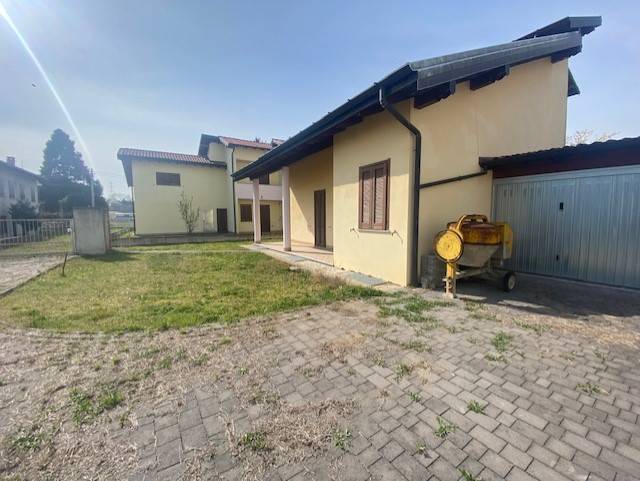 Villa a Oleggio - Foto 4