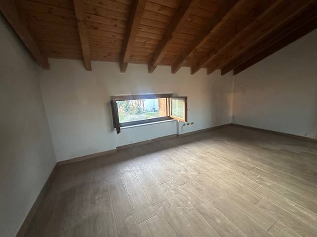 Villa a Oleggio - Foto 2