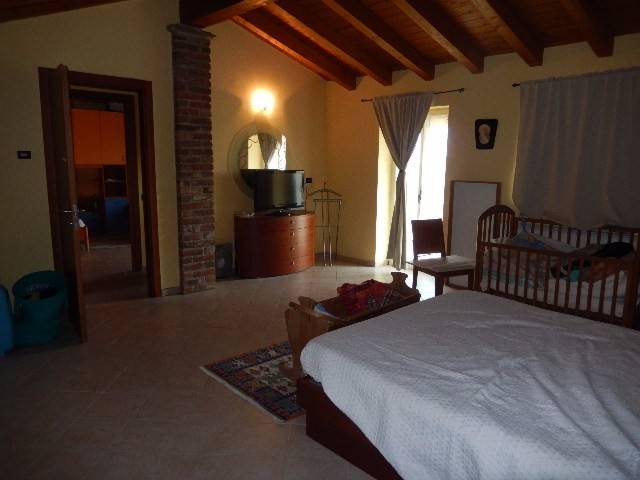 Rustico / casale a Oleggio - Foto 3