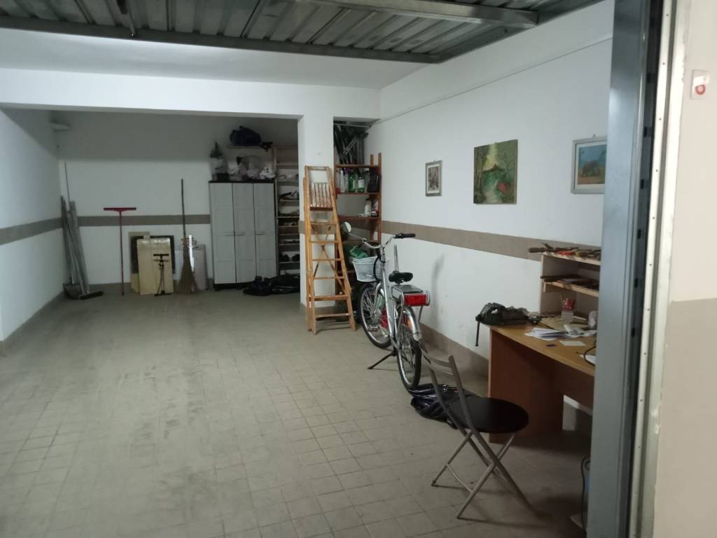 Box / garage a Chieti in Via Vincenzo Bellini, 8 - Foto 4