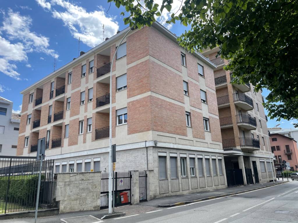 Palazzo / stabile a Aosta in Viale Federico Chabod, 2 - Foto 3