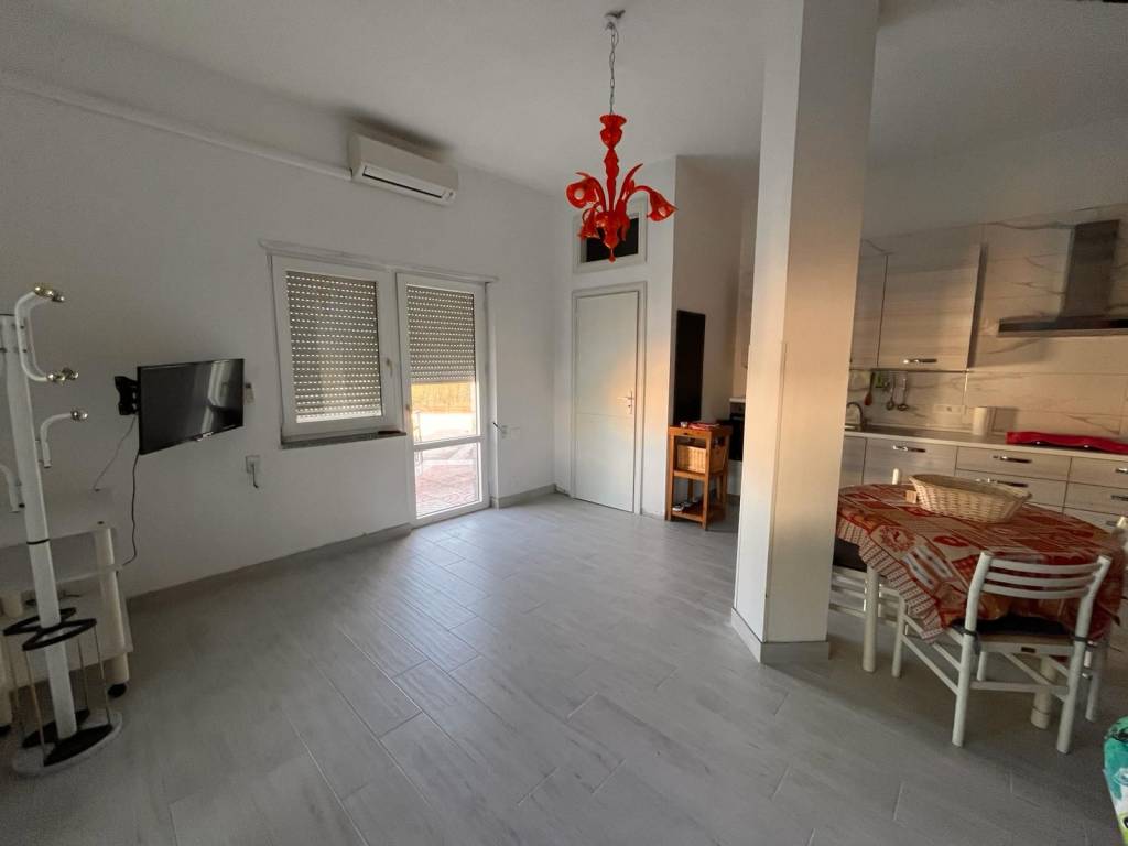 Appartamento a Sellia marina in Viale delle Ginestre - Foto 5