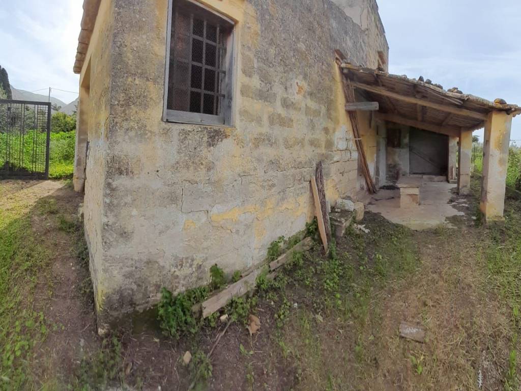 Rustico / casale a Cinisi in Via degli Agrumi - Foto 2