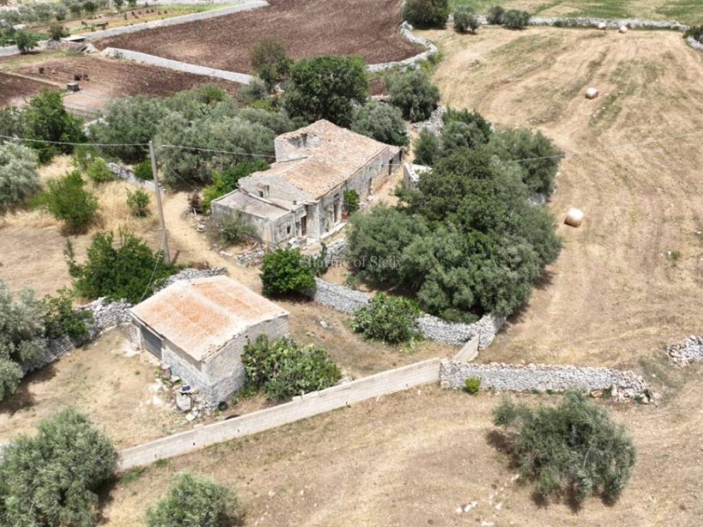 Casa indipendente a Modica in Via San Giuliano Macalle - Foto 3