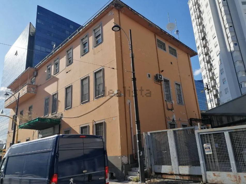 Palazzo / stabile a Napoli in Via Nuova Poggioreale - Foto 3