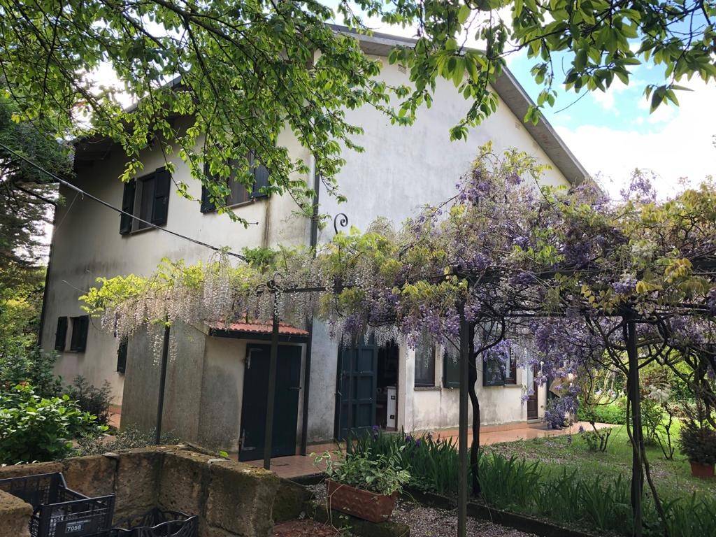 Villa a Pitigliano in Località La Rotta - Foto 4