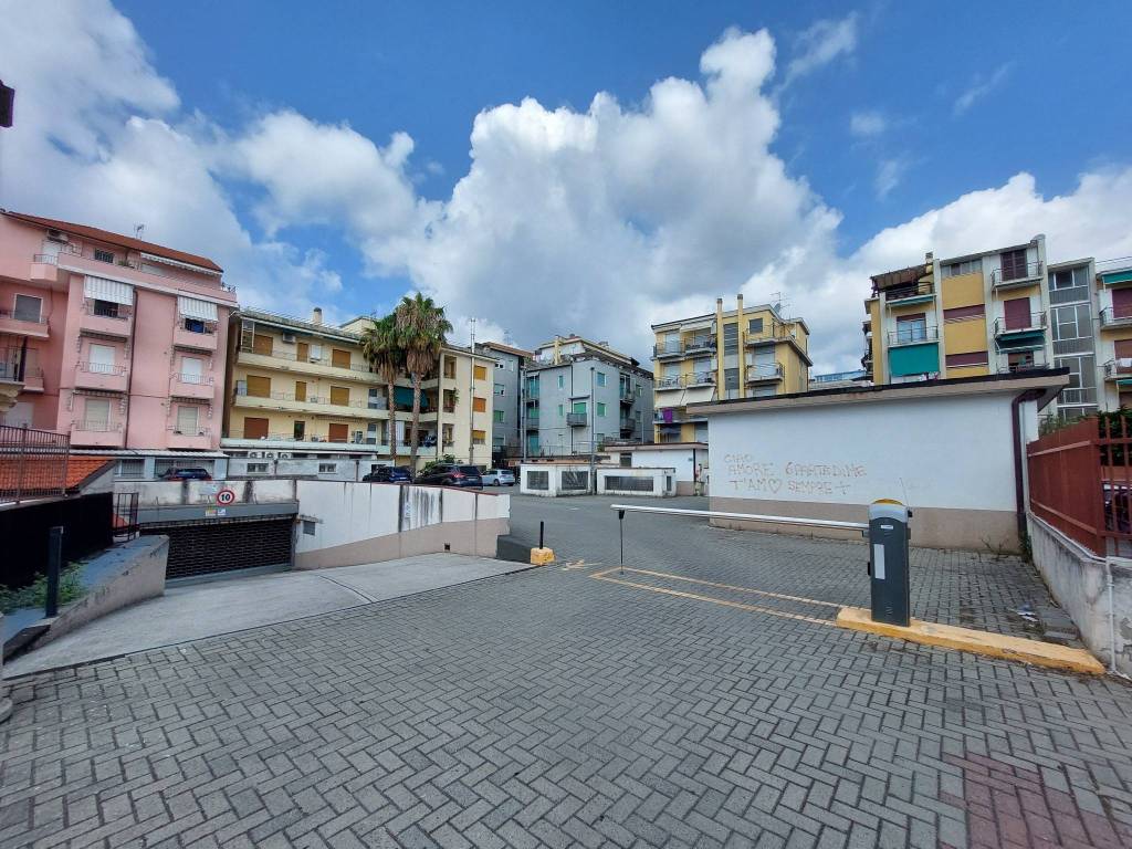 Box / garage a Diano marina in Piazza Jacopo Virgilio - Foto 2