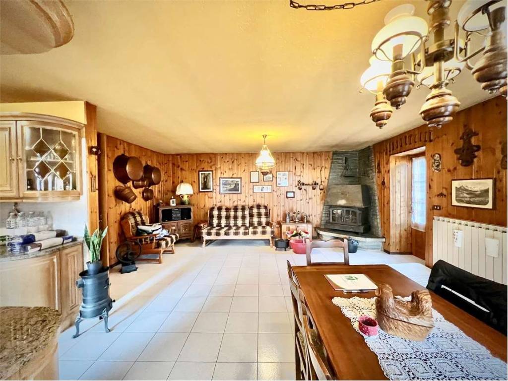 Casa indipendente a Saint-pierre in localita luboz - Foto 5