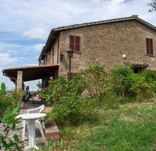 Rustico / casale a Torgiano in Via Dell'Acquedotto - Foto 4