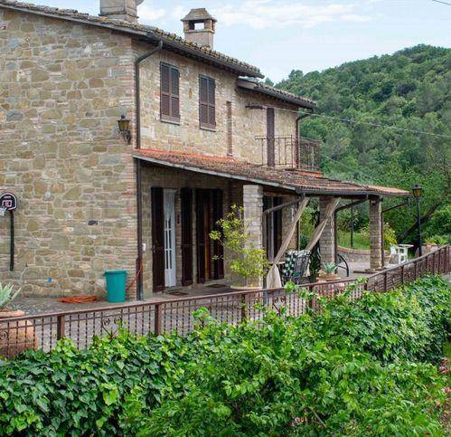 Rustico / casale a Torgiano in Via Dell'Acquedotto - Foto 5