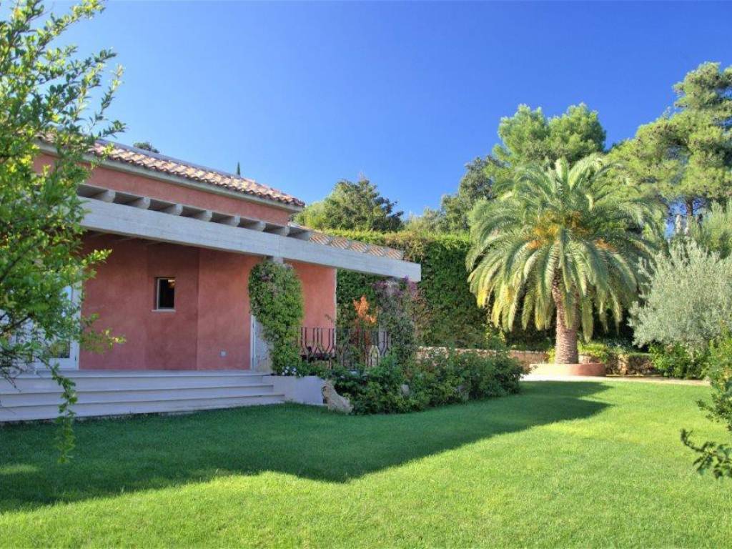 Villa a Arzachena in Via del Lentischio - Foto 2