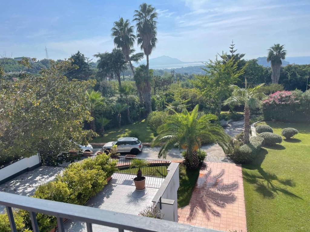 Villa a Pozzuoli in via Montenuovo Licola Patria - Foto 2