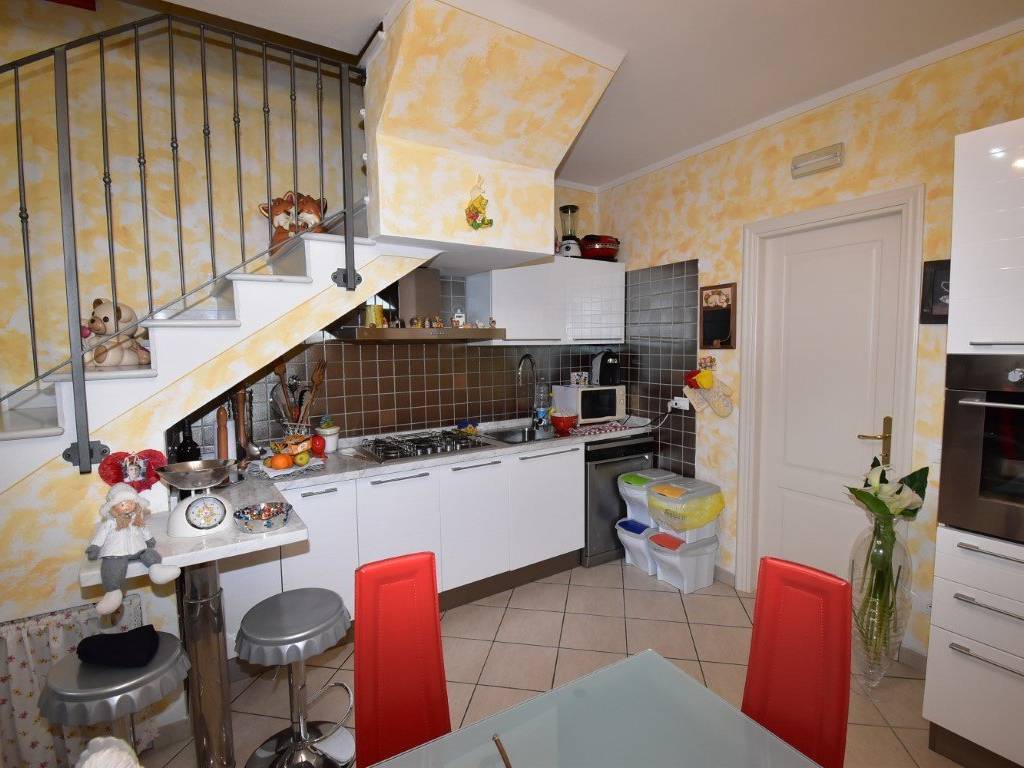 Villetta a schiera a Seravezza in Via Canale - Foto 2