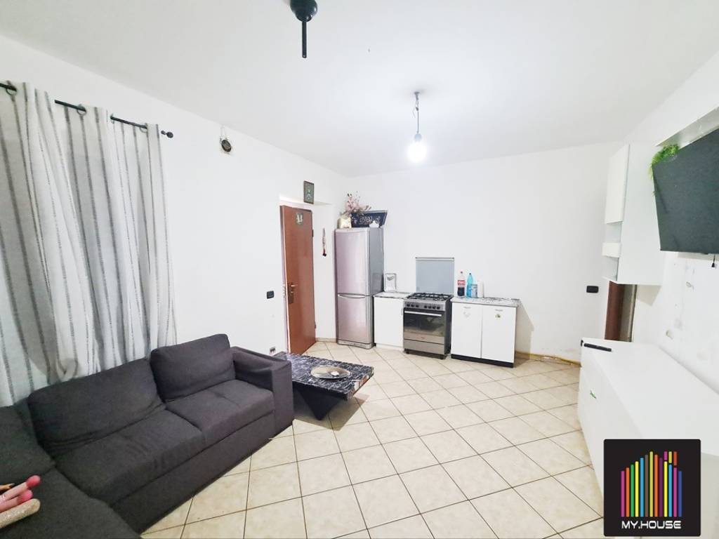 Appartamento a Gallarate in Via Luciano Manara, 1 - Foto 4