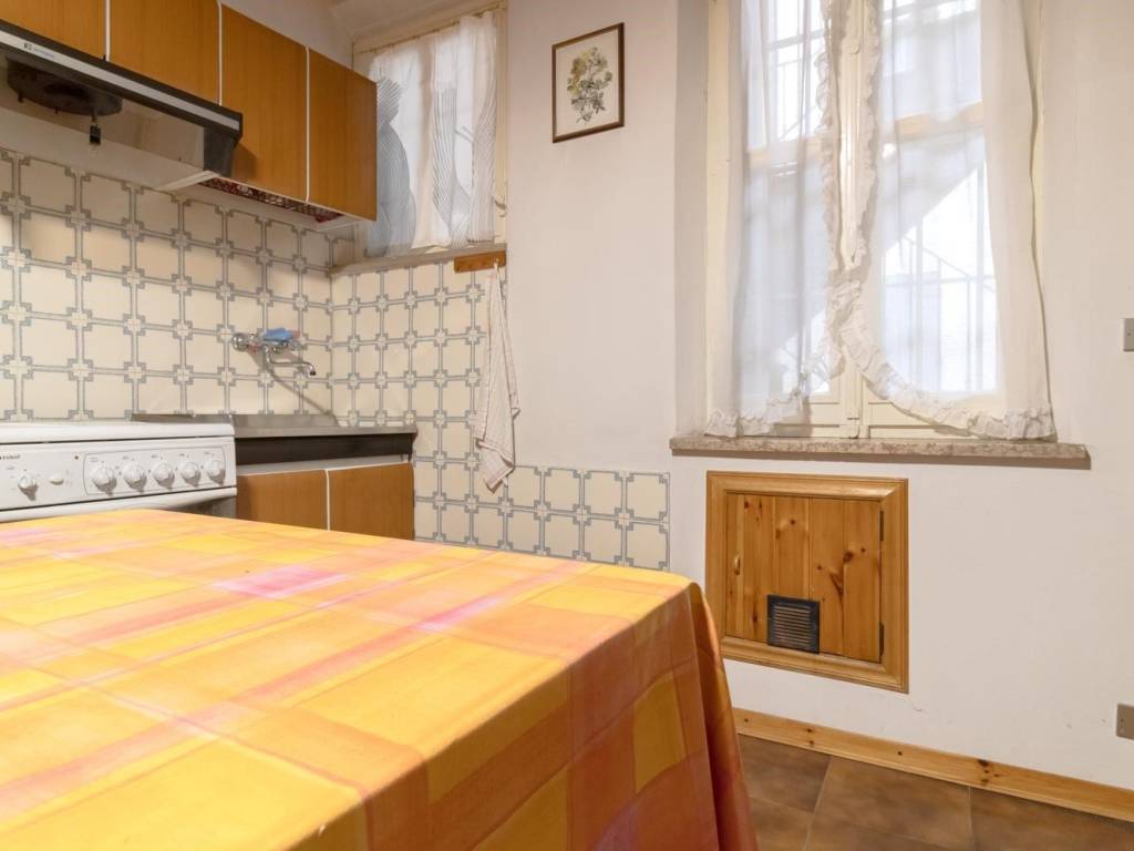 Appartamento a Parma in Strada Massimo d'Azeglio, 71 - Foto 3