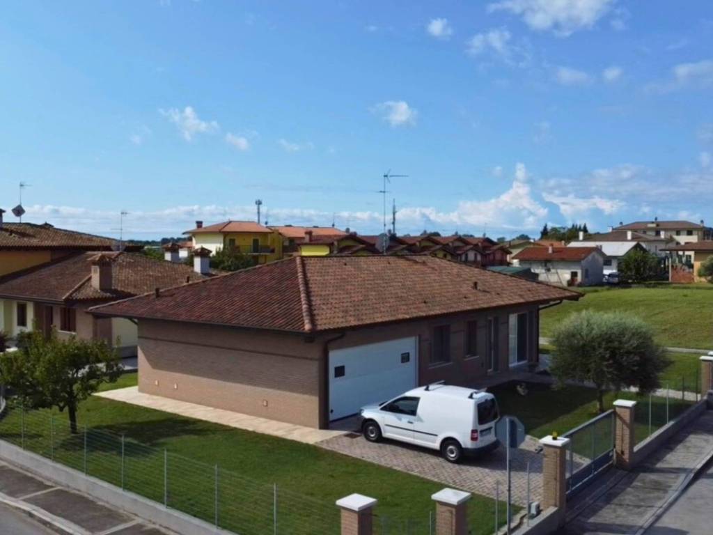 Villa a Latisana in Via Laguna - Foto 4