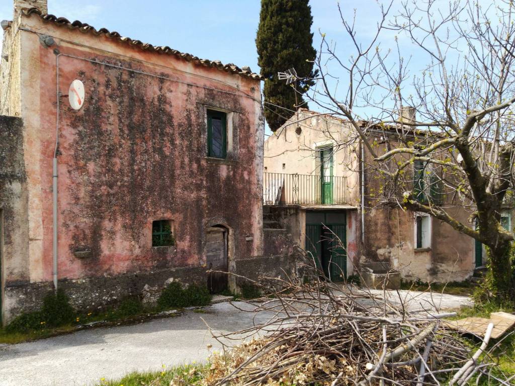 Rustico / casale a Isernia in Località Colle Cioffi - Foto 2