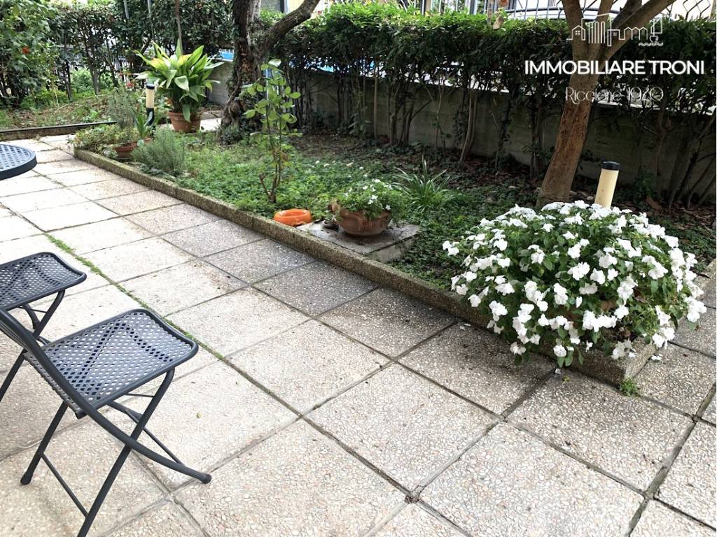 Villa a Riccione in Viale Teramo - Foto 3