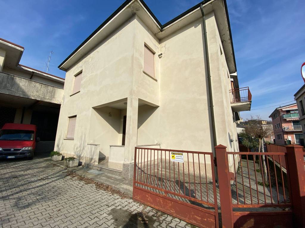 Villa a Cantù in Via Fabio Filzi, 11 - Foto 2