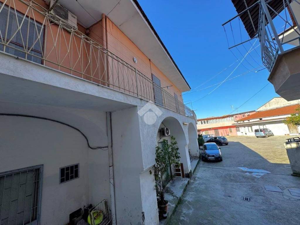 Appartamento a Aversa in Via Alessandro Bisceglia, 56 - Foto 3