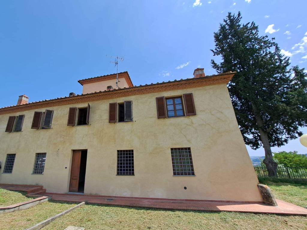 Villa a Poggibonsi in Località Montefalconi - Foto 3