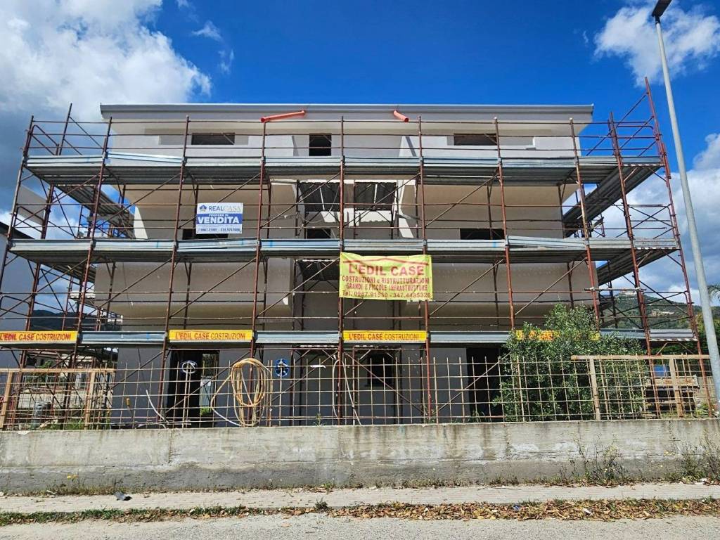 Appartamento a Montepaone in Via Don Luigi Sturzo - Foto 3