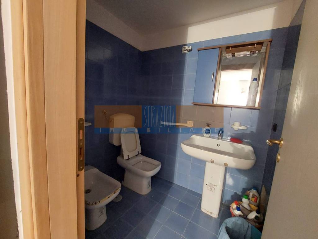 Casa indipendente a Modugno in Via Nicola Longo - Foto 4
