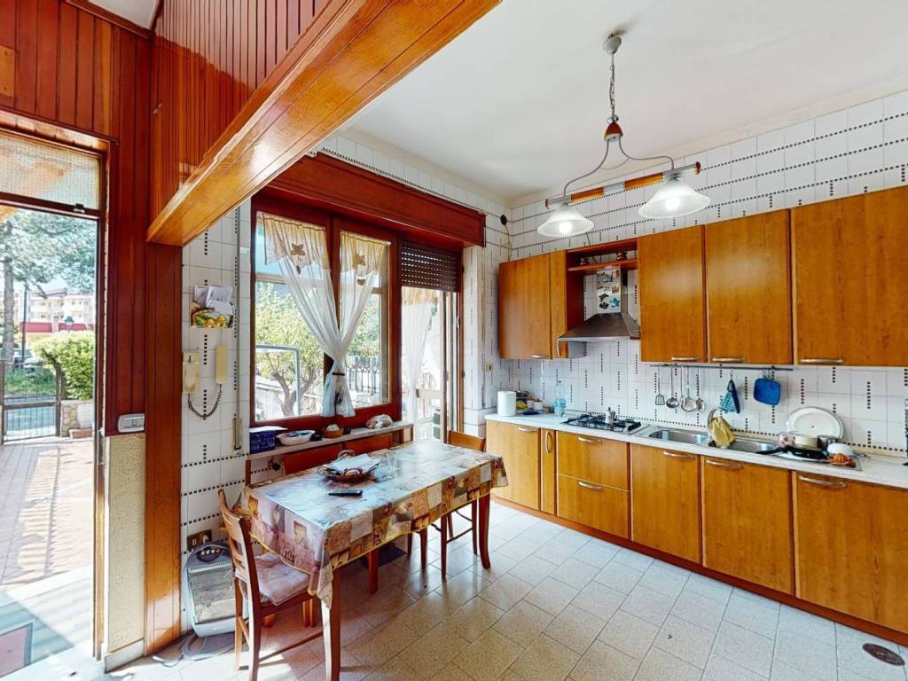 Villa a Nocera inferiore in Via Eduardo De Filippo - Foto 5