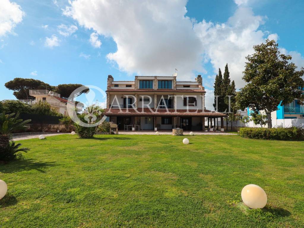 Villa a San felice circeo in Piazzale Gianpaolo Cresci, 7 - Foto 4