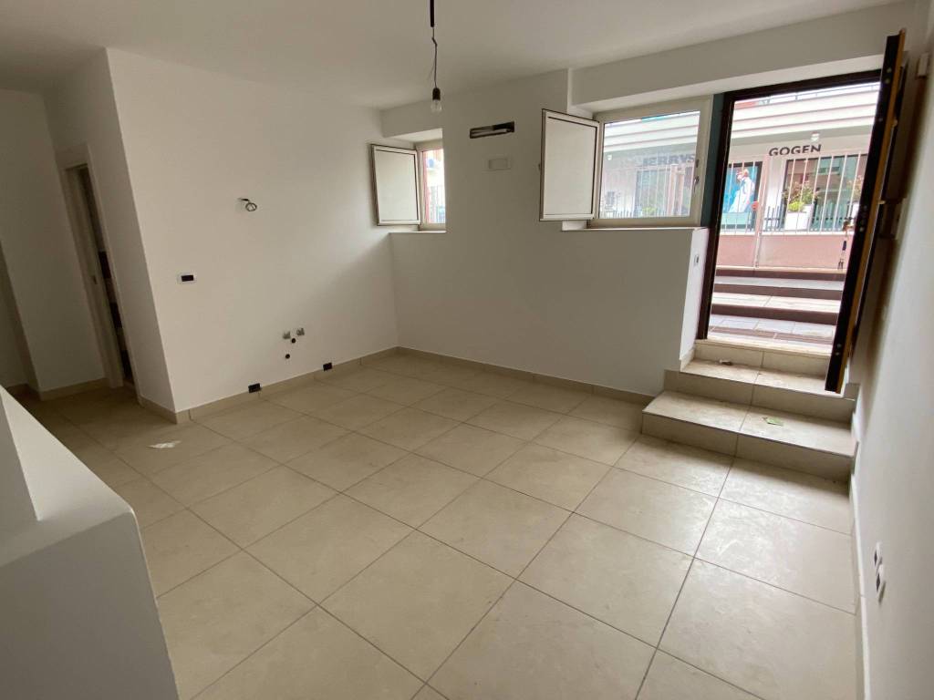 Appartamento a Fondi in Via Arnale Rosso - Foto 2
