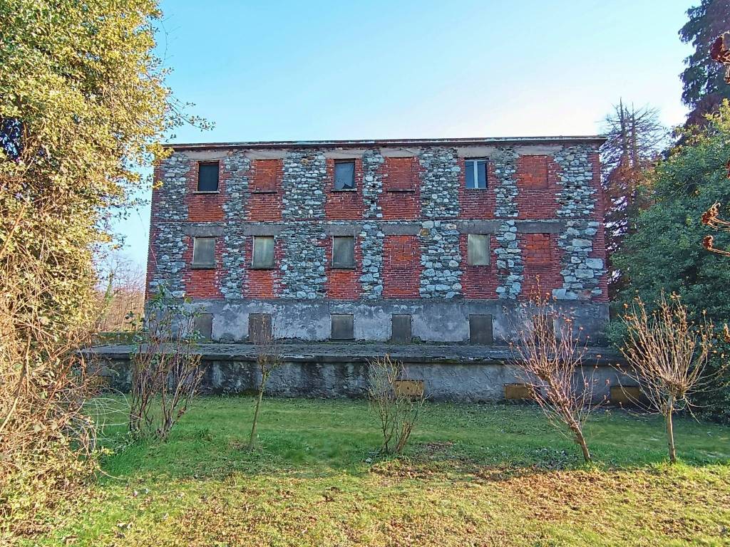 Casa indipendente a Fontaneto d'agogna - Foto 2