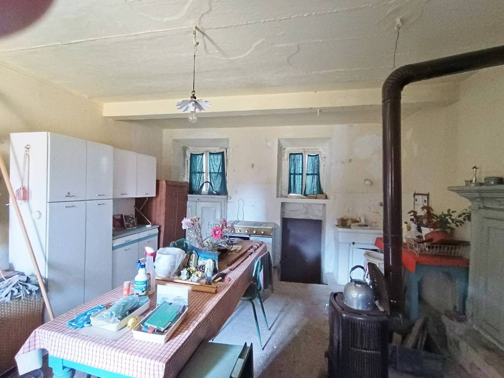 Casa indipendente a Fontaneto d'agogna - Foto 3