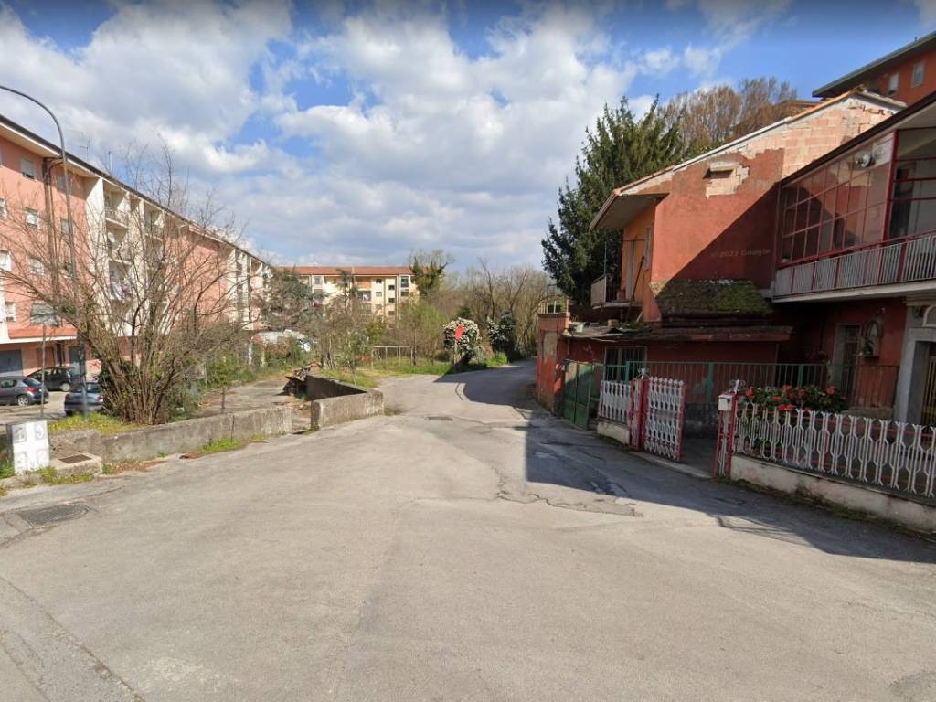 Box / garage a Avellino in Via Vallone dei Lupi, 2 - Foto 2