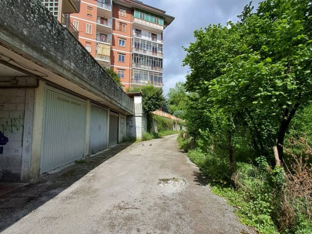 Box / garage a Avellino in Via Vallone dei Lupi, 2 - Foto 5