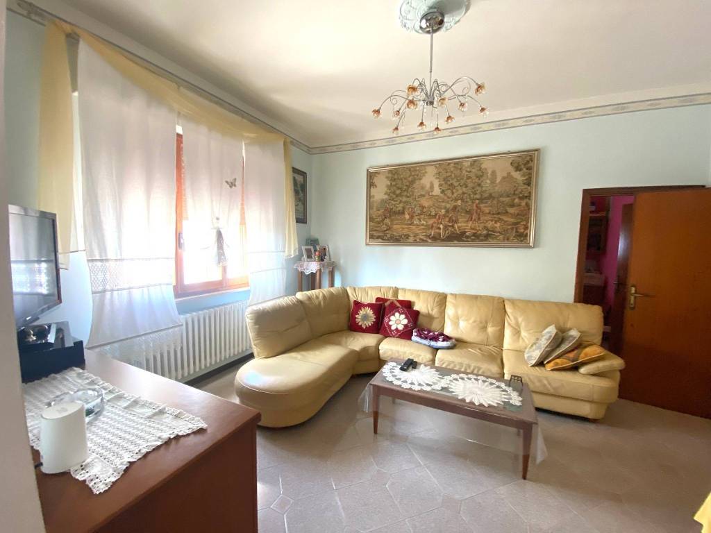 Casa indipendente a Mondolfo in Via Val Cesano, 122 - Foto 2