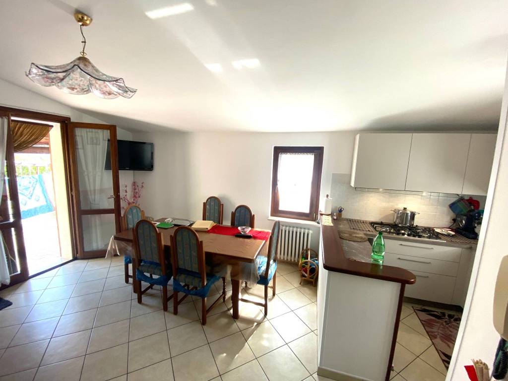 Casa indipendente a Mondolfo in Via Val Cesano, 122 - Foto 4