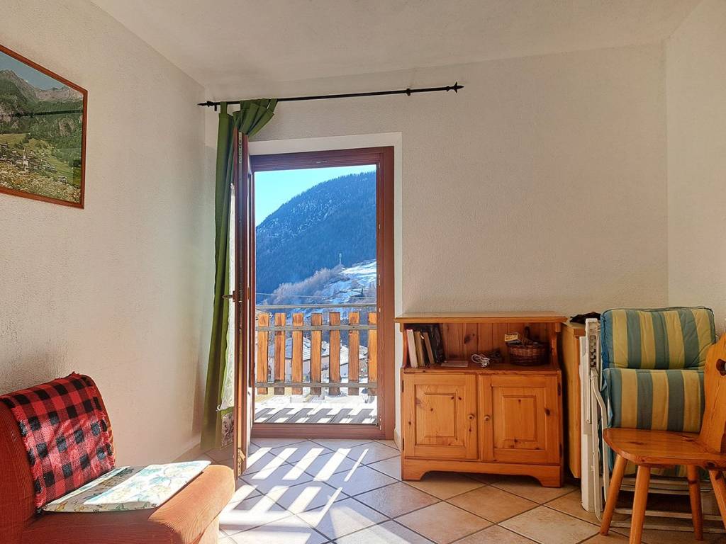 Appartamento a Ollomont in Frazione Bas - Foto 2