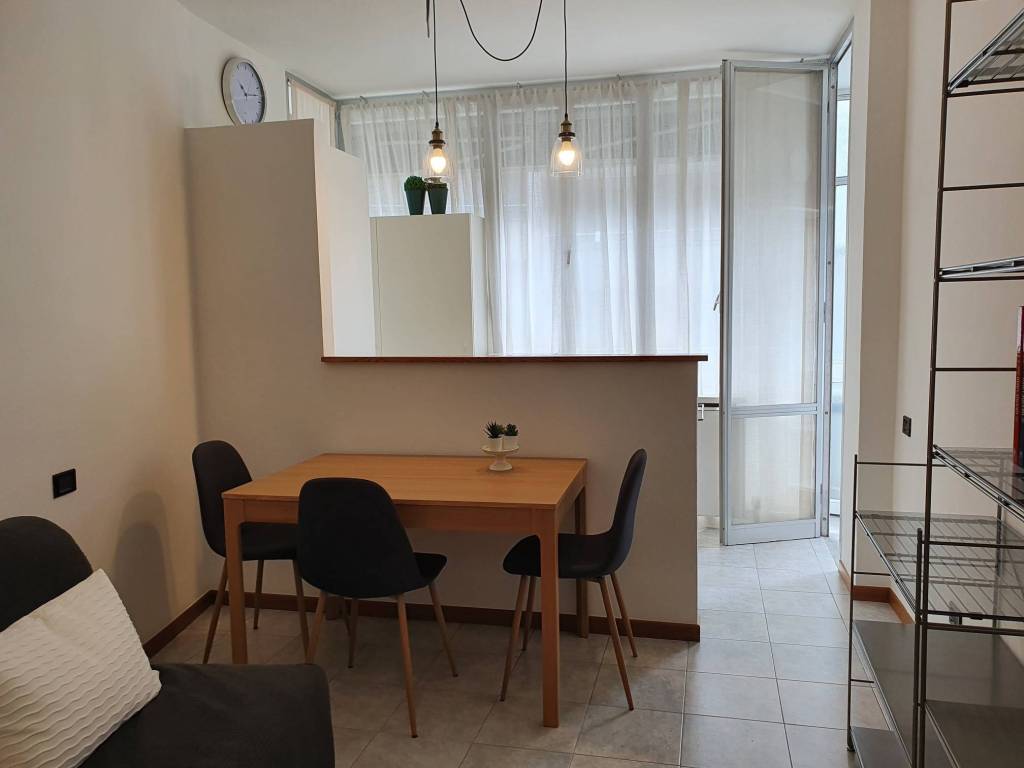 Appartamento a Sondrio in Lungomallero Armando Diaz, 34 - Foto 2