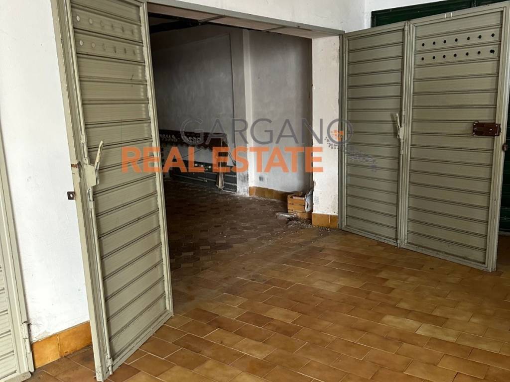 Box / garage a Vieste in Via Dante Alighieri - Foto 3