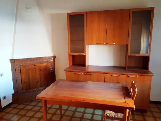 Appartamento a Castelraimondo in Via Monte Pennino - Foto 5