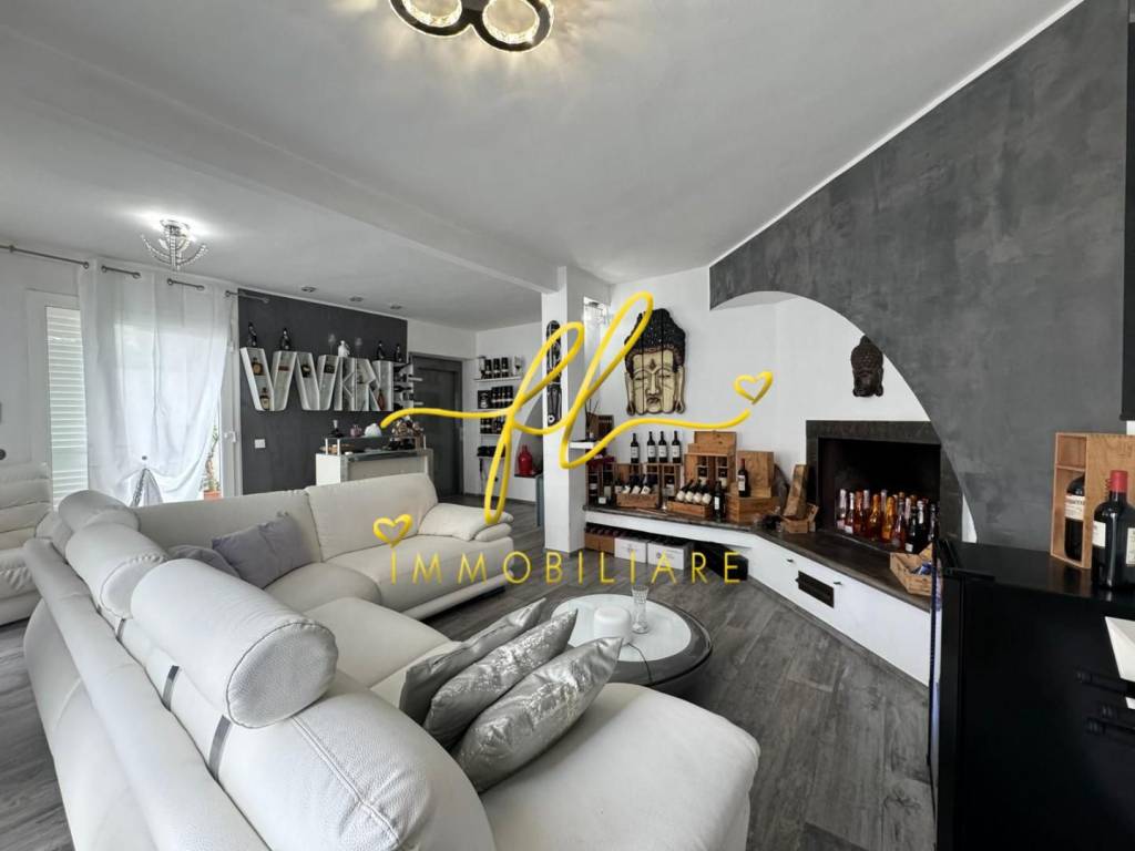Villa a Livorno in Via Giovanni Zannacchini, - Foto 3