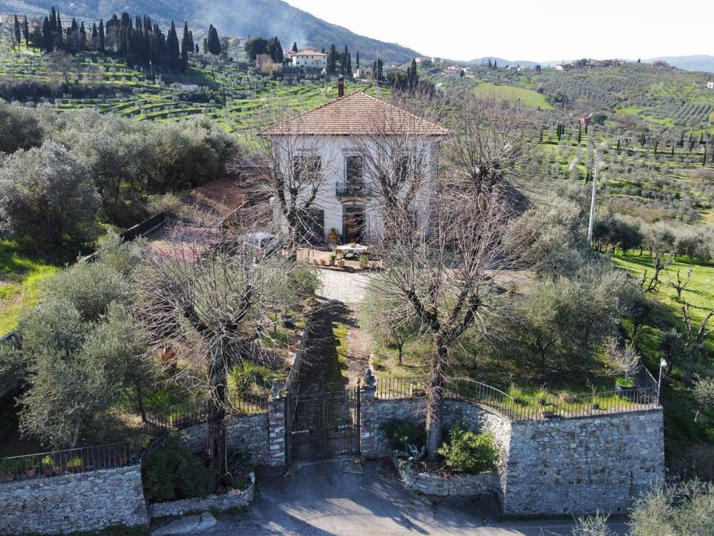 Villa a Quarrata in Piazza Risorgimento, 23 - Foto 4