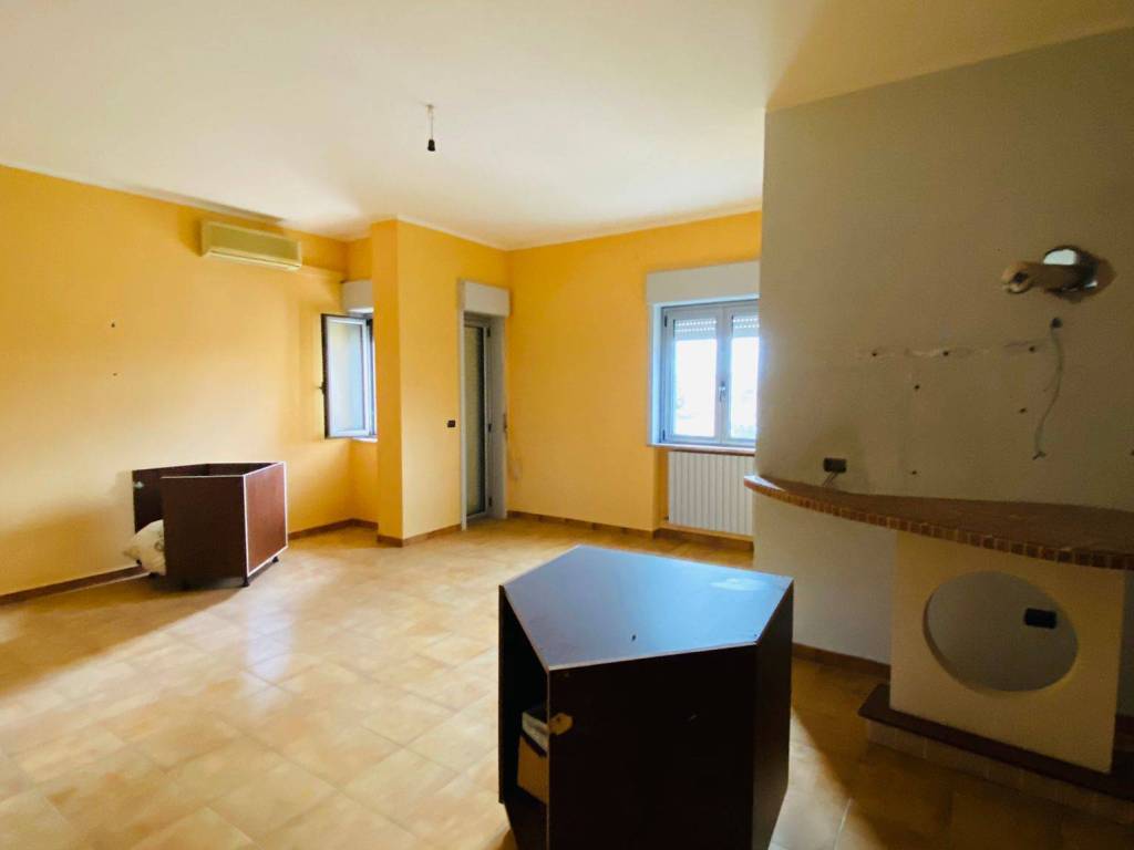 Appartamento a Lamezia terme in Via Del Progresso - Foto 3