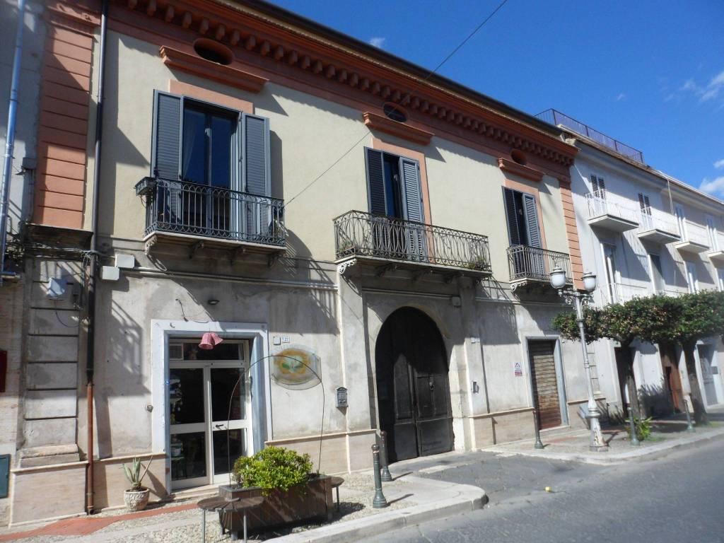 Appartamento a Airola in Corso Giuseppe Montella, 29 - Foto 3