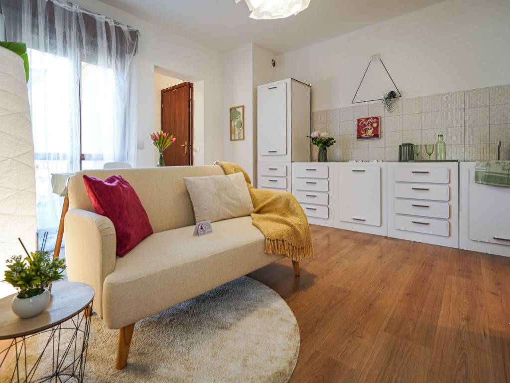 Appartamento a Seregno in Via Reggio, 4 - Foto 2