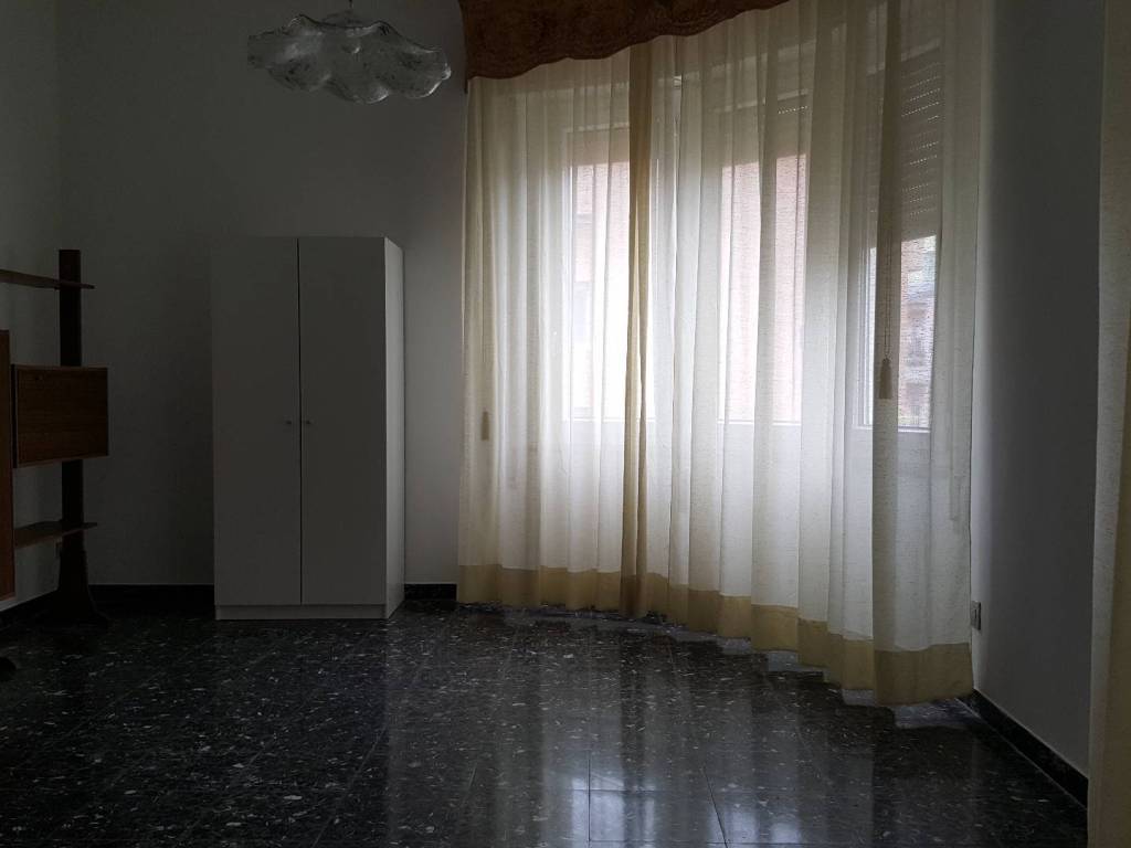 Appartamento a Ancona in Via Pasubio - Foto 3